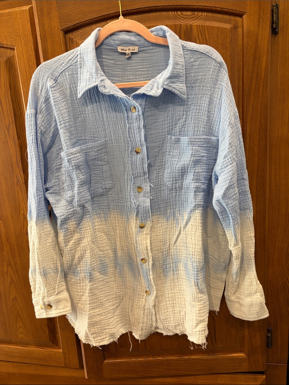 NWOT white birch Blue and White Ombre Gauze Button-Down Shirt size small